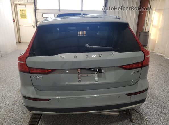 YV4L12WK5S2148051 2025 VOLVO V60 Gray Vista trasera