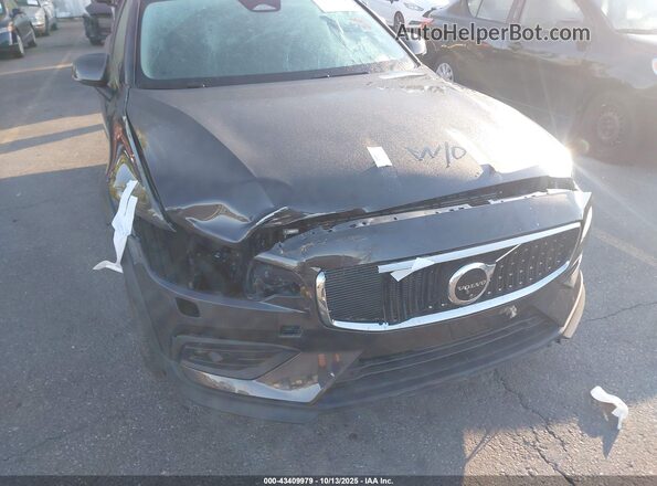 YV4L12WK6S2149516 2025 VOLVO V60 CROSS COUNTRY Blue წინა ხედი