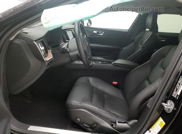 YV4L12WK8S2146889 2025 VOLVO V60 Черный Вид салона спереди