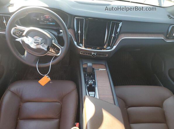 YV4L12WZ7P2106467 2023 VOLVO V60 Угольный Вид панели приборов