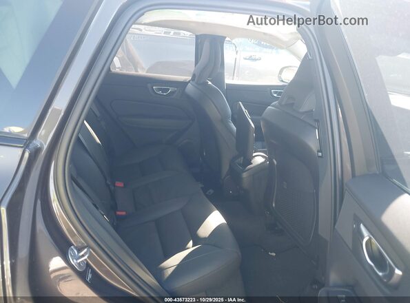 YV4M12RC5S1175751 2025 VOLVO XC60 Gray Вид наклейки з VIN-кодом