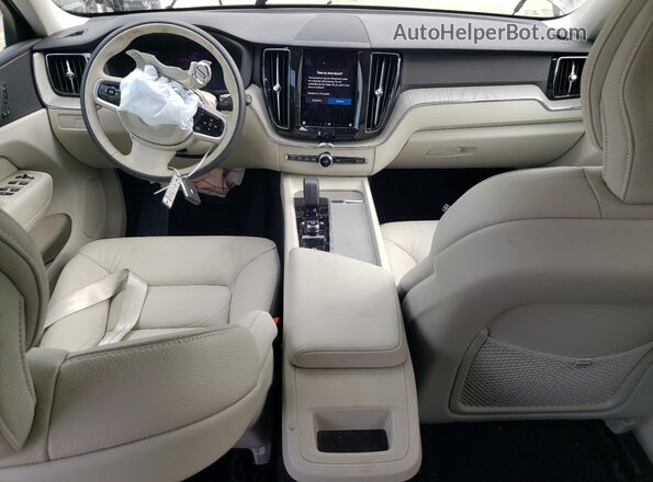 YV4M12RC6S1102324 2025 VOLVO XC60 Black Առջևի վահանակի տեսք