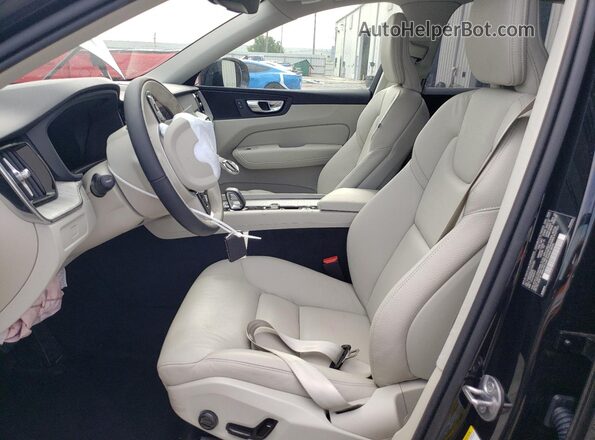 YV4M12RC6S1102324 2025 VOLVO XC60 Black Սալոնի դիմացի տեսք