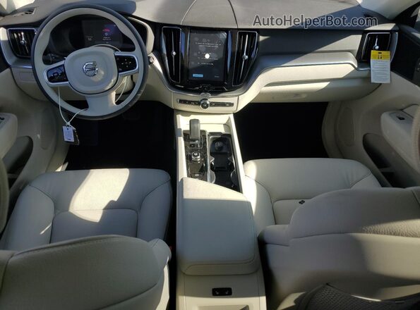 YV4M12RJ2S1109172 2025 VOLVO XC60 Blue Առջևի վահանակի տեսք