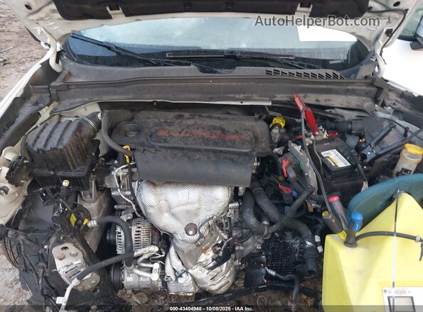 ZACCJADB7JPH26199 2018 JEEP RENEGADE White 