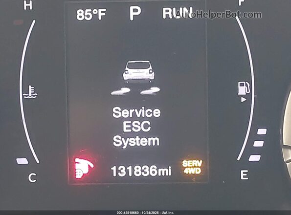 ZACCJBAB2JPH58875 2018 JEEP RENEGADE Белый 