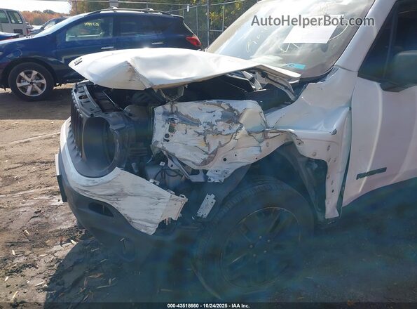 ZACCJBAB2JPH58875 2018 JEEP RENEGADE Белый 