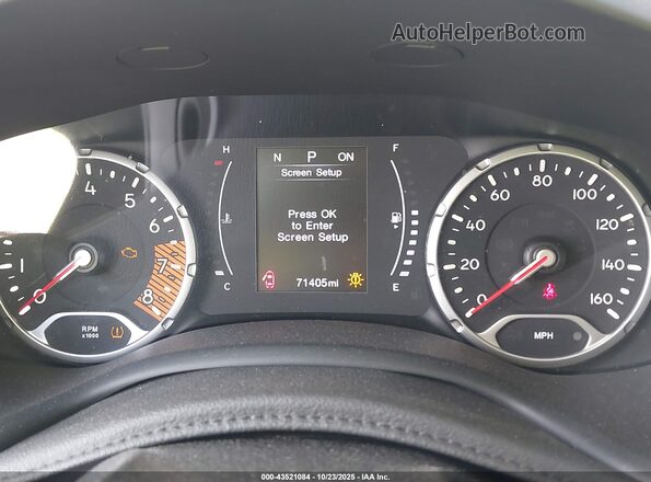 ZACNJABB1LPL01864 2020 JEEP RENEGADE Black Հետևի նստատեղերի տեսք