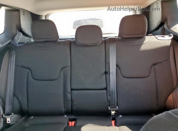 ZACNJABB6LPL08518 2020 JEEP RENEGADE Серый Вид задних сидений