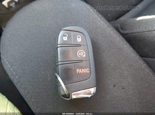 ZACNJBAB9LPL89716 2020 JEEP RENEGADE Silver Առջևի վահանակի տեսք