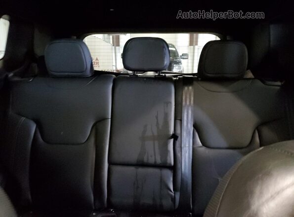 ZACNJBB11LPL51824 2020 JEEP RENEGADE White Rear seats view