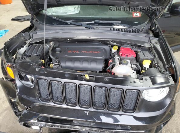 ZACNJBBB5LPL42293 2020 JEEP RENEGADE Black Vista del compartimento del motor