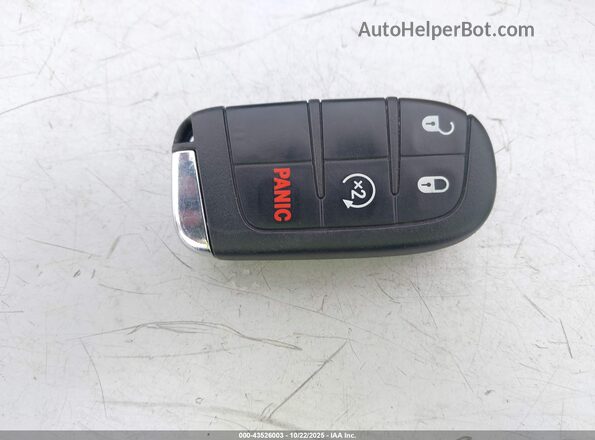 ZACNJBBBXLPL44072 2020 JEEP RENEGADE Серебряный Вид панели приборов