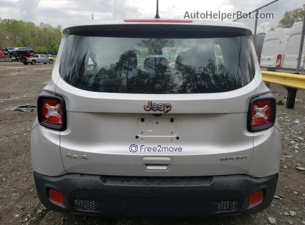ZACNJDAB0MPN15488 2021 JEEP RENEGADE Silver Vista trasera