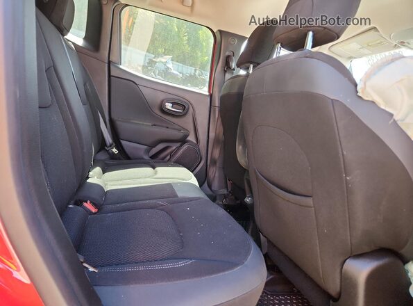 ZACNJDB16NPN53069 2022 JEEP RENEGADE Red Հետևի նստատեղերի տեսք