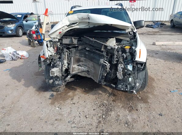 ZACNJDB17NPN97243 2022 JEEP RENEGADE White წინა ხედი