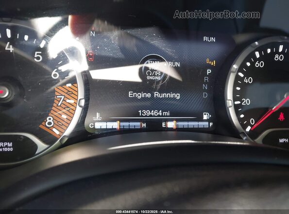 ZACNJDB19MPM41154 2021 JEEP RENEGADE Серебряный 