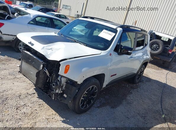 ZACNJDC12PPP60883 2023 JEEP RENEGADE White წინა მარცხენა ხედი სამი მეოთხედიდან