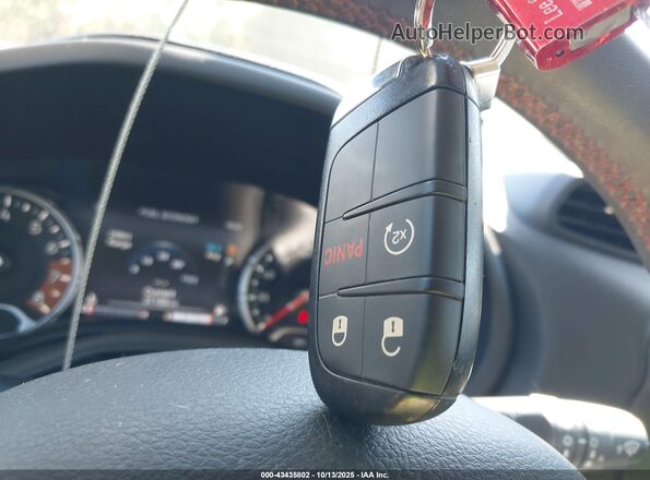ZACNJDC12PPP60883 2023 JEEP RENEGADE White წინა პანელის ხედი