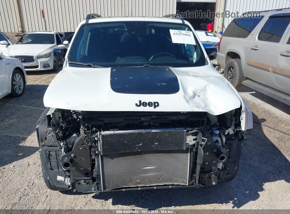 ZACNJDC12PPP60883 2023 JEEP RENEGADE White უკანა სალონის ხედი