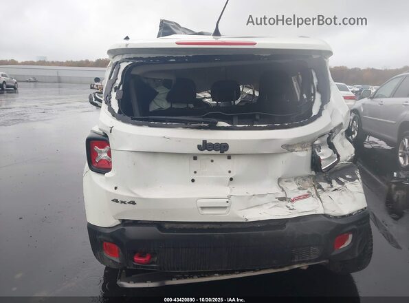 ZACNJDC15NPN61257 2022 JEEP RENEGADE White 