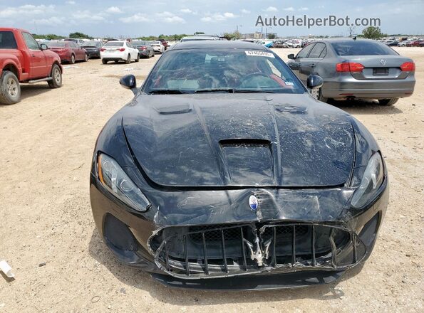 ZAM45VLA7J0253978 2018 MASERATI GRANTURISM Black წინა ხედი