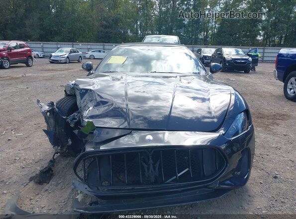 ZAM45VMAXJ0307563 2018 MASERATI GRANTURISM Black Front view