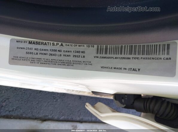 ZAM56RPL4H1226584 2017 MASERATI QUATTROPOR White Vista del compartimento del motor