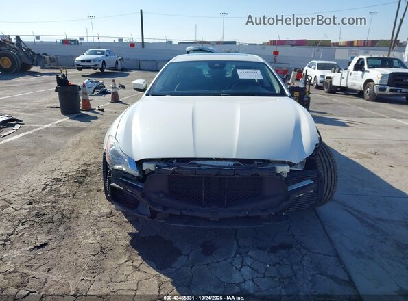 ZAM56RPL4H1226584 2017 MASERATI QUATTROPOR White Vista interior trasera