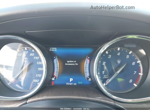 ZAM56RPL4H1226584 2017 MASERATI QUATTROPOR White Vista de los asientos traseros