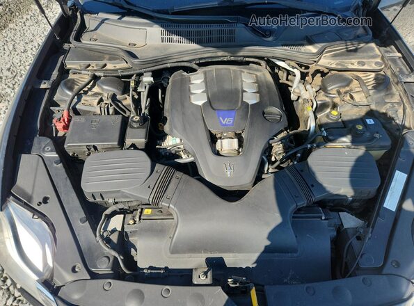 ZAM56RPL9H1228962 2017 MASERATI QUATTROPOR Black Vista interior trasera