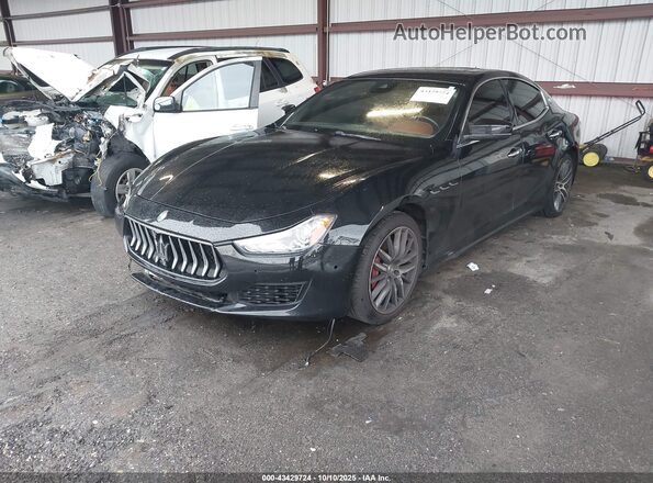 ZAM57XSA3K1313312 2019 MASERATI GHIBLI Black Vista tres cuartos delantera izquierda