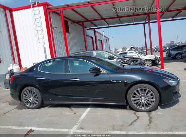 ZAM57XSA8J1285005 2018 MASERATI GHIBLI Black Вид задньої частини салону