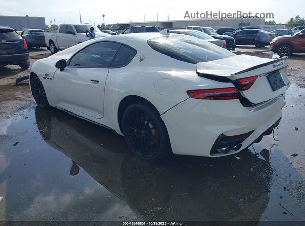 ZAMBMVDB3RX444866 2024 MASERATI GRANTURISM White Trasero izquierdo