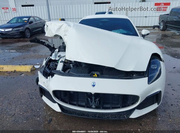 ZAMBMVDB3RX444866 2024 MASERATI GRANTURISM White Vista del cuadro de instrumentos