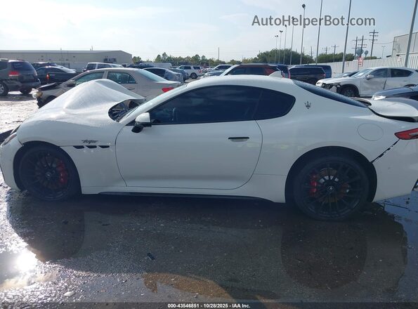 ZAMBMVDB3RX444866 2024 MASERATI GRANTURISM White Vista interior de 360 grados