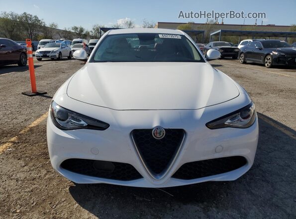ZARFAEBN4J7582423 2018 ALFA ROMEO GIULIA Белый 