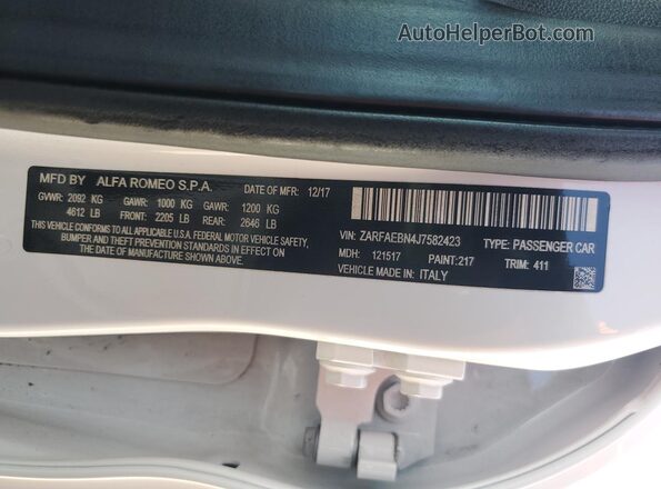 ZARFAEBN4J7582423 2018 ALFA ROMEO GIULIA Белый 