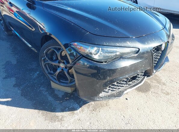 ZARFAEEN1H7549675 2017 ALFA ROMEO GIULIA Black 