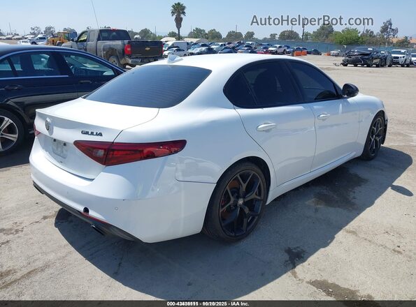 ZARFAMAN0L7636394 2020 ALFA ROMEO GIULIA Белый Задняя правая четверть
