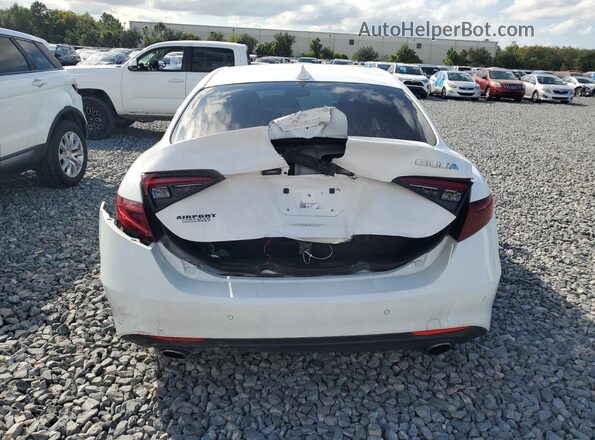 ZARFAMAN6M7646879 2021 ALFA ROMEO GIULIA White უკანა ხედი