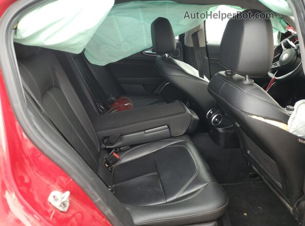 ZARFAMAN9M7648254 2021 ALFA ROMEO GIULIA Red Vista de los asientos traseros