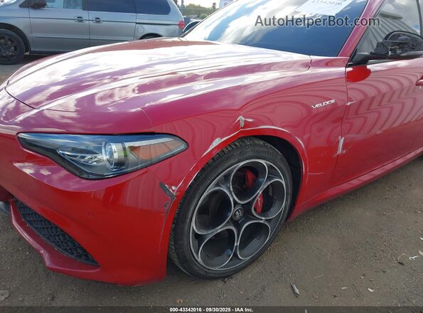 ZARFAMBN0N7663855 2022 ALFA ROMEO GIULIA Red 