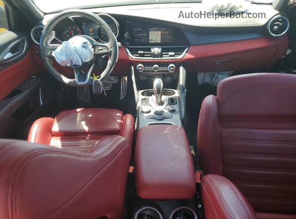 ZARFAMBN4M7640464 2021 ALFA ROMEO GIULIA Black Вид панелі приладів