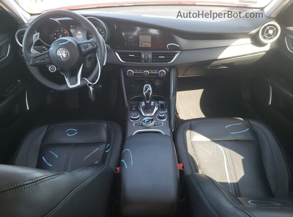 ZARFAMBN4M7646233 2021 ALFA ROMEO GIULIA Red Dashboard view