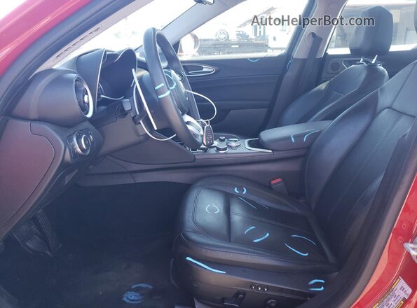ZARFAMBN4M7646233 2021 ALFA ROMEO GIULIA Red Front interior view
