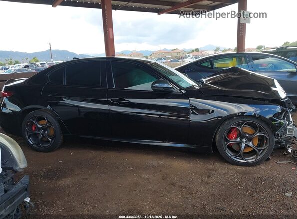 ZARFAMBN8L7626498 2020 ALFA ROMEO GIULIA Black Սալոնի 360 աստիճան տեսք