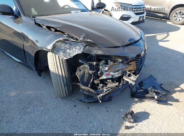 ZARFAMBN8R7681865 2024 ALFA ROMEO GIULIA Black Front view