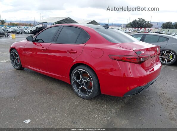 ZARFAMBN9P7669561 2023 ALFA ROMEO GIULIA Red Задня ліва чверть