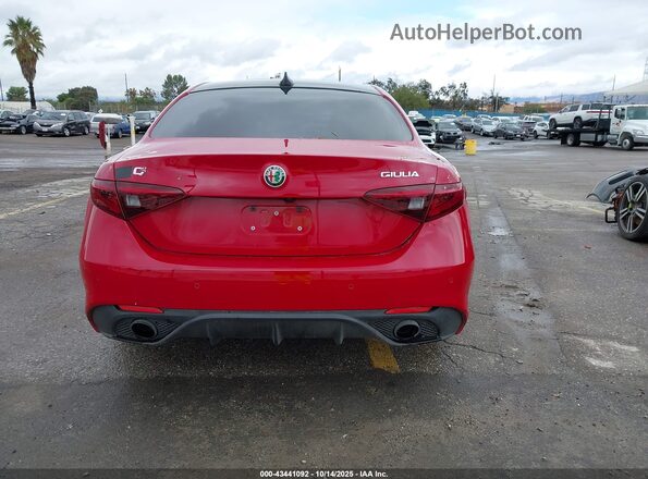 ZARFAMBN9P7669561 2023 ALFA ROMEO GIULIA Red 